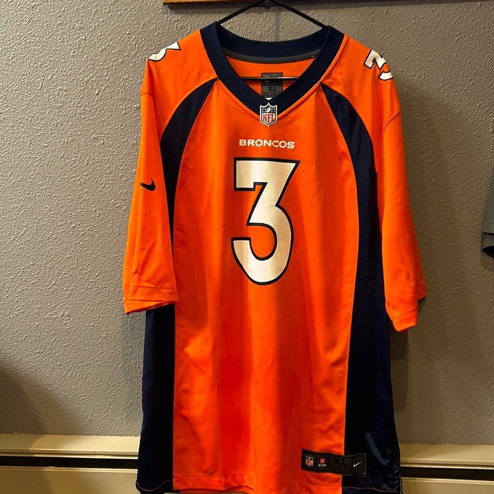 Denver Broncos Wilson 3 Jersey Size XL